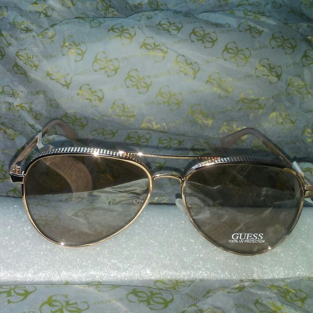 Guess Aviator Sunglasses